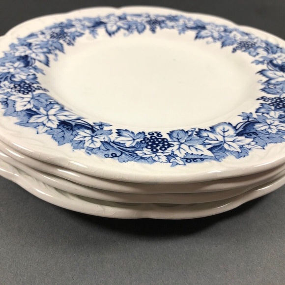 English Staffordshire Sterling Meakin Blue Vine Bread & Butter set of 4 plates - Picture 12 of 12